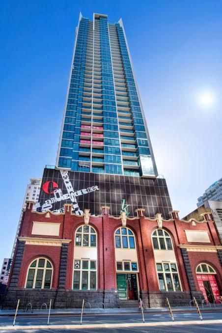 Lonsdale St Luxury Cbd Family Apartment With Free Parking Melbourne Bagian luar foto